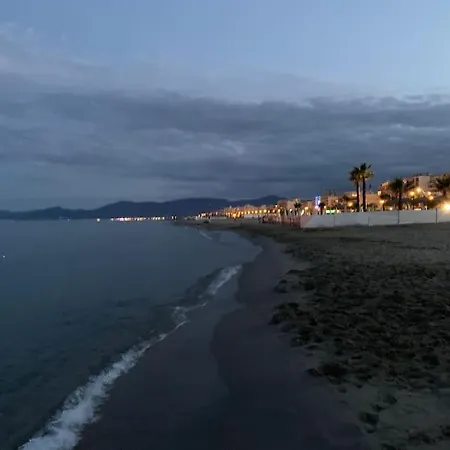 Appartement T2 Dans Plain-pied Avec Parking Privé