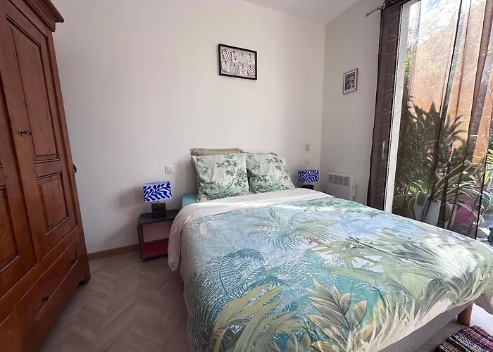 T2 Dans Plain-pied Avec Parking Prive Apartamento